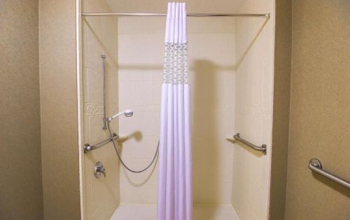 hampton inn and suites by hilton flowery branch lake lanier