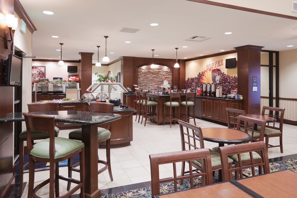 staybridge suites lafayette by ihg