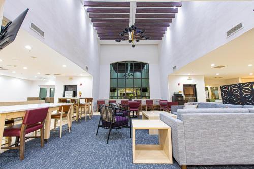 staybridge suites lafayette by ihg
