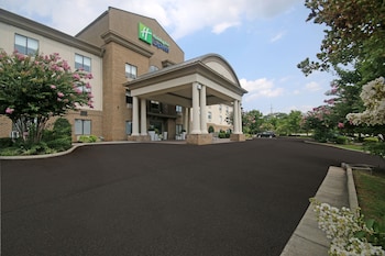 holiday inn express troutville by ihg