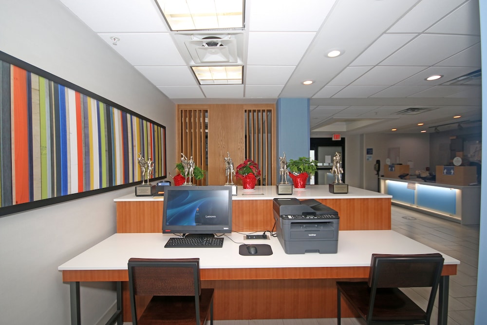 holiday inn express troutville by ihg