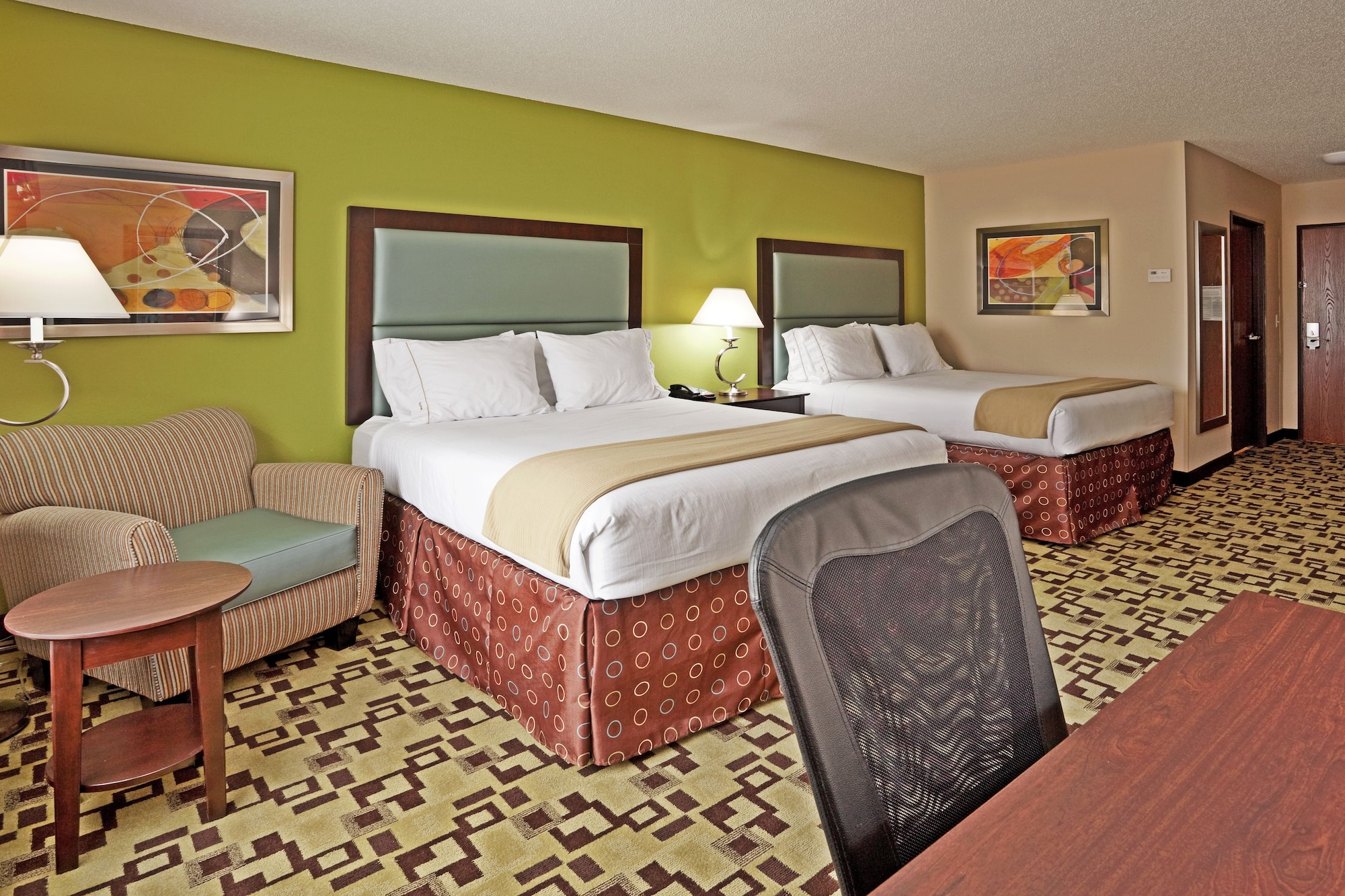holiday inn express troutville by ihg