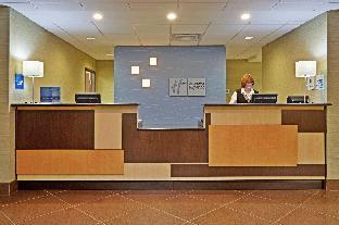 holiday inn express troutville by ihg