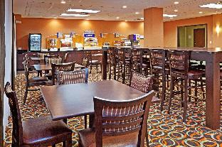 holiday inn express troutville by ihg