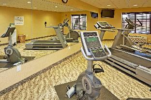 holiday inn express troutville by ihg