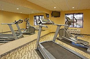 holiday inn express troutville by ihg