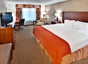holiday inn express hotel and suites dubuque by ihg
