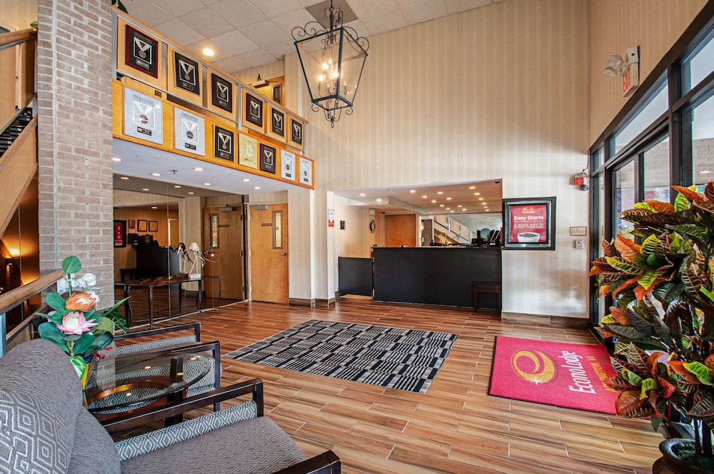 econo lodge metro