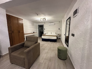 maison letro alacati hotel