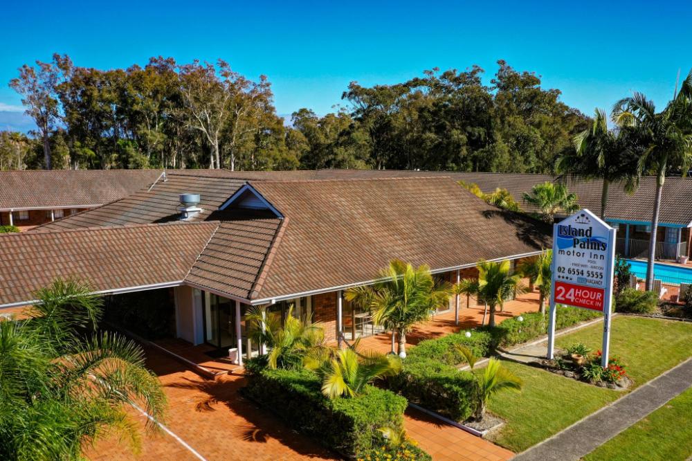 island palms motor inn