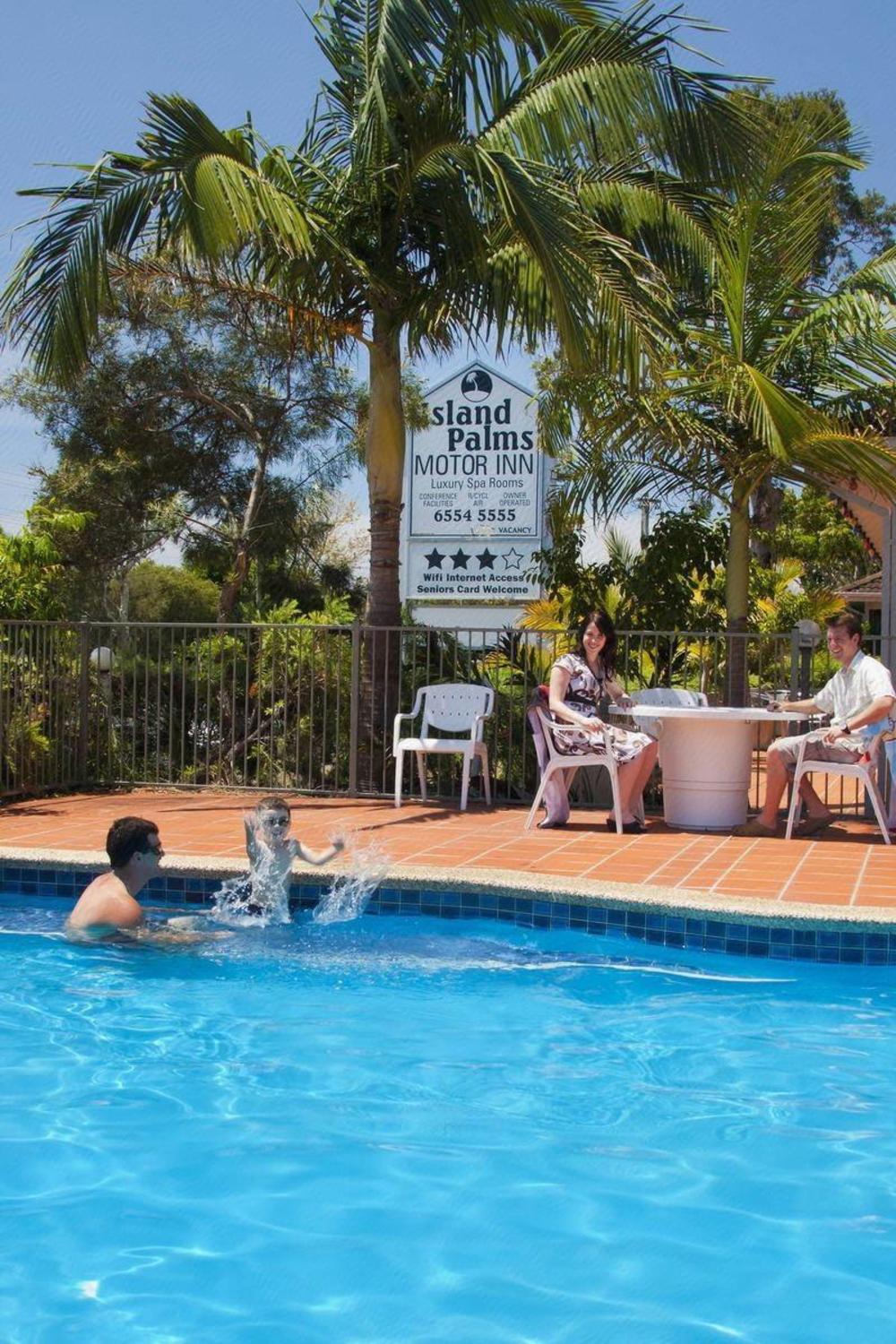 island palms motor inn