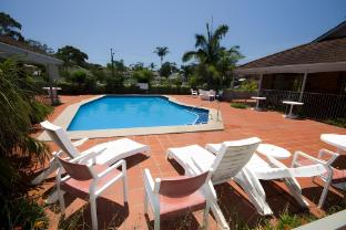 island palms motor inn