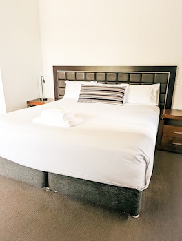 island palms motor inn