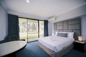 island palms motor inn