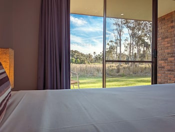 island palms motor inn