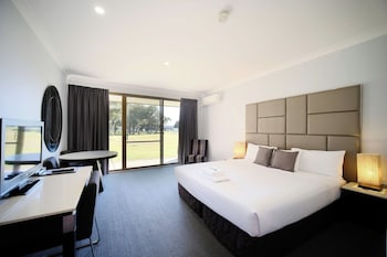 island palms motor inn