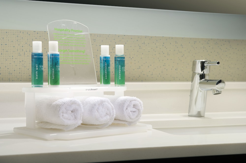 holiday inn express and suites charlottesville ruckersville by ihg