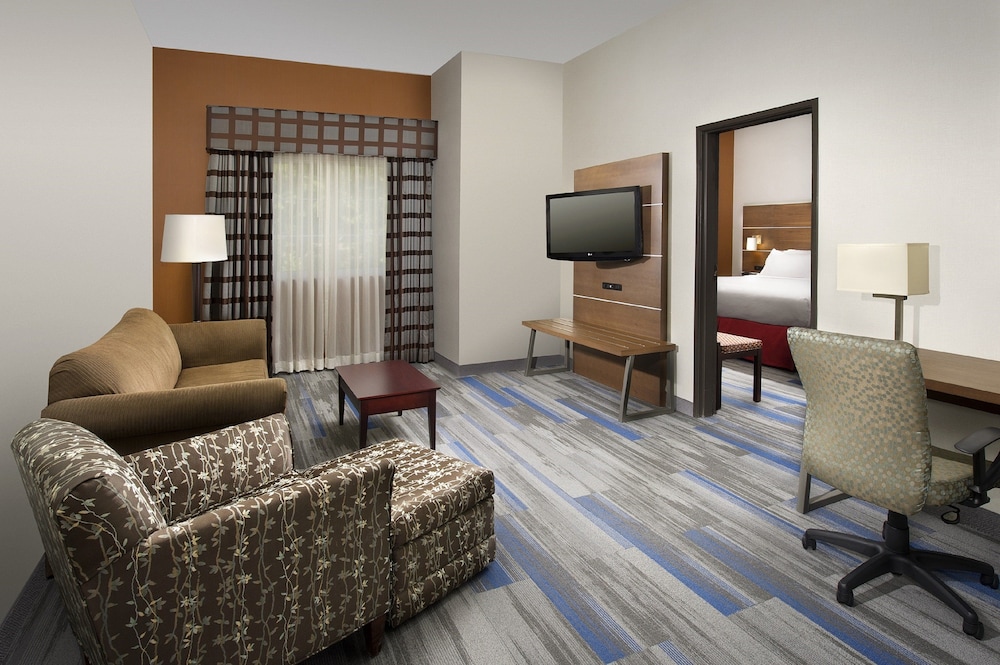holiday inn express and suites charlottesville ruckersville by ihg