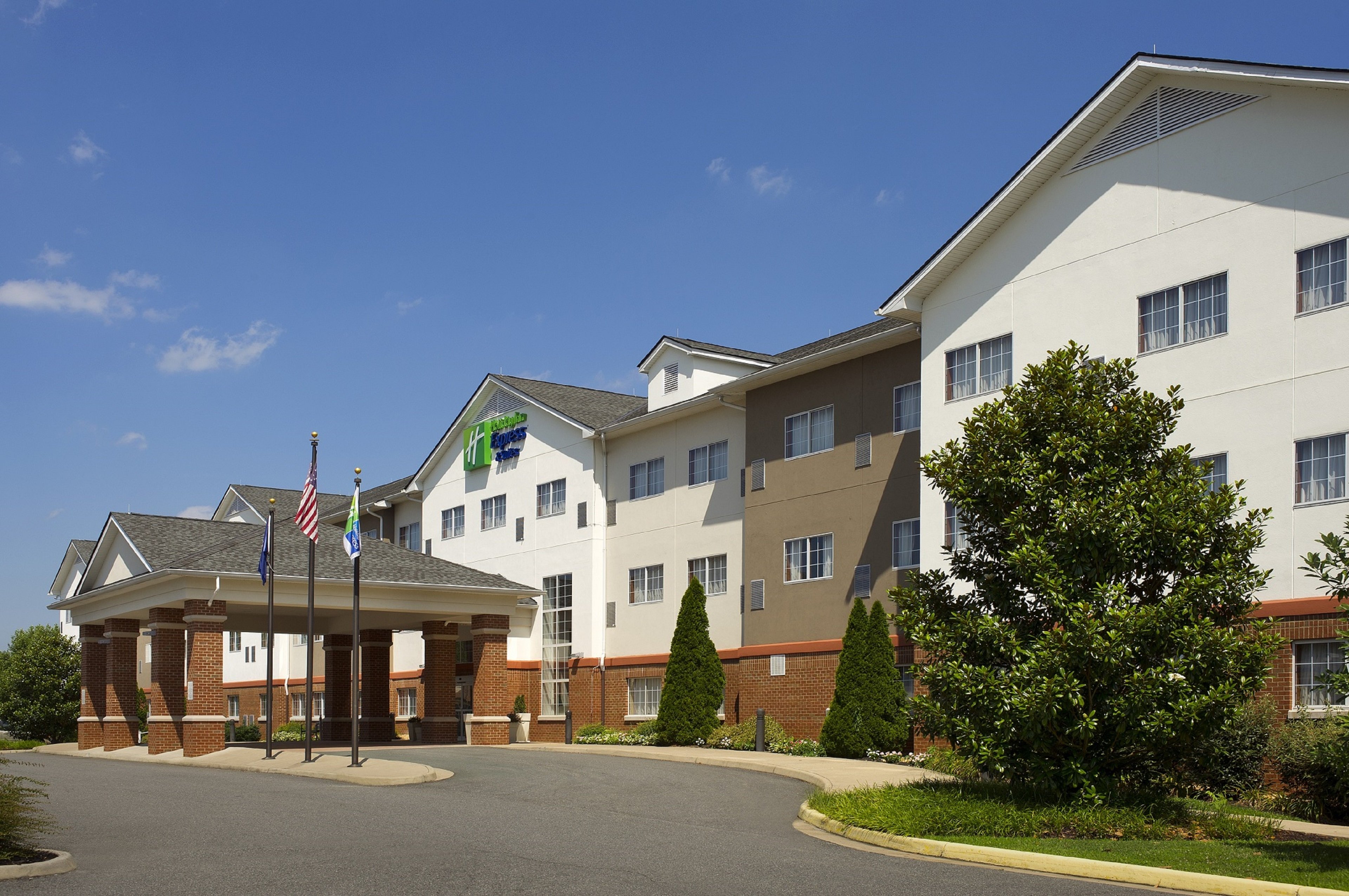 holiday inn express and suites charlottesville ruckersville by ihg