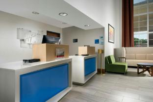 holiday inn express and suites charlottesville ruckersville by ihg