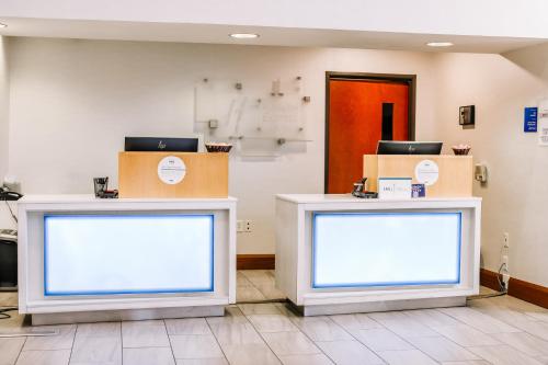holiday inn express and suites charlottesville ruckersville by ihg