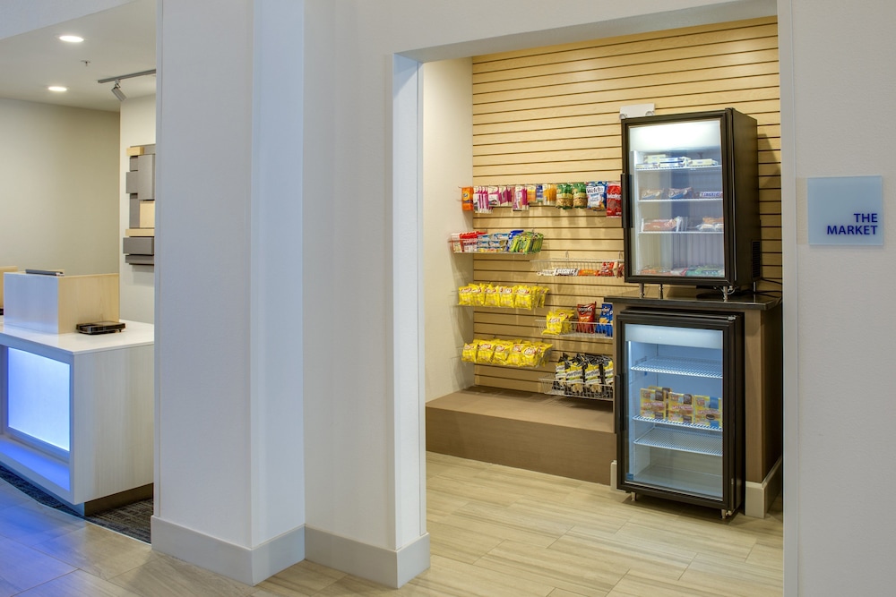 holiday inn express and suites chickasha by ihg