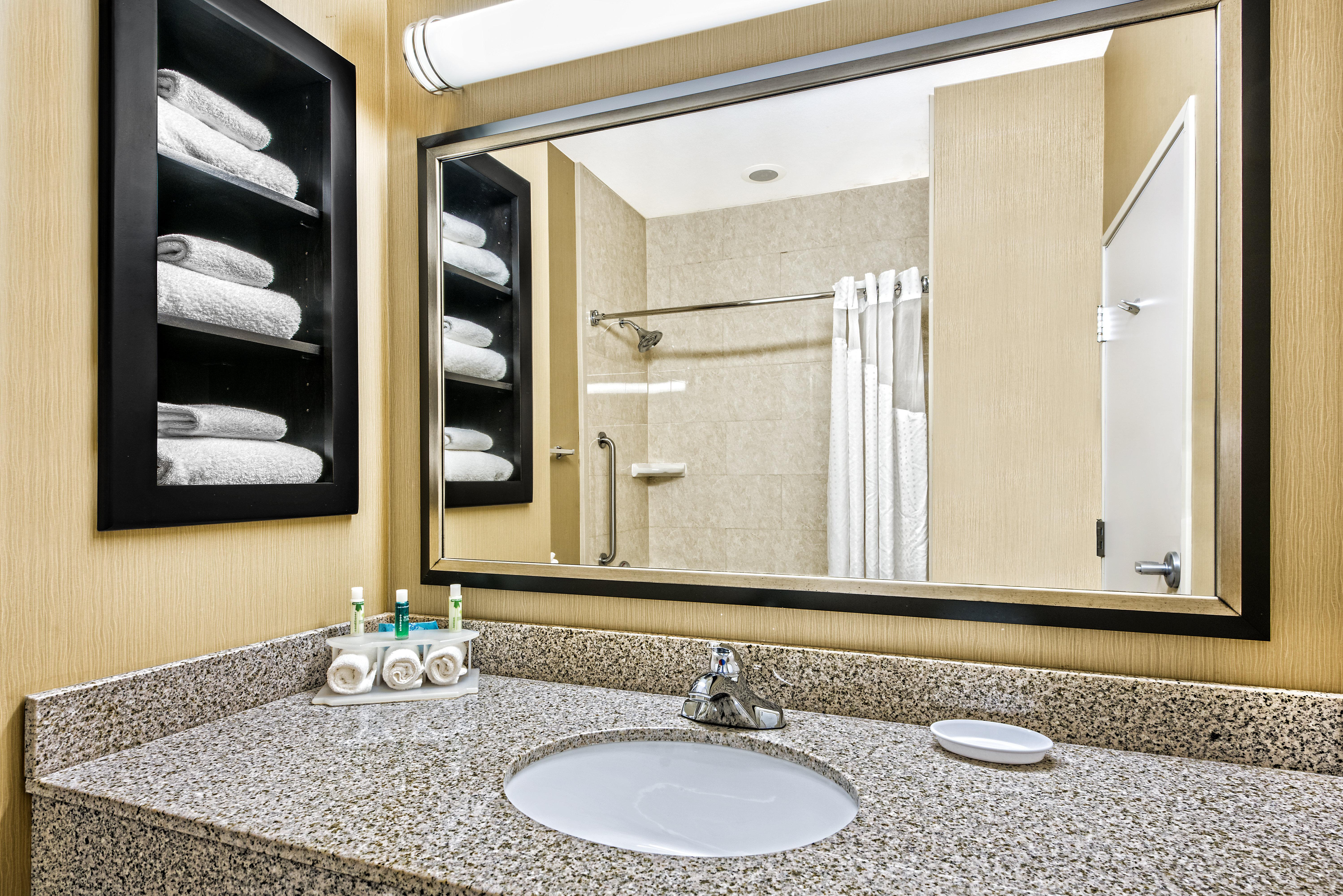 holiday inn express and suites cotulla by ihg