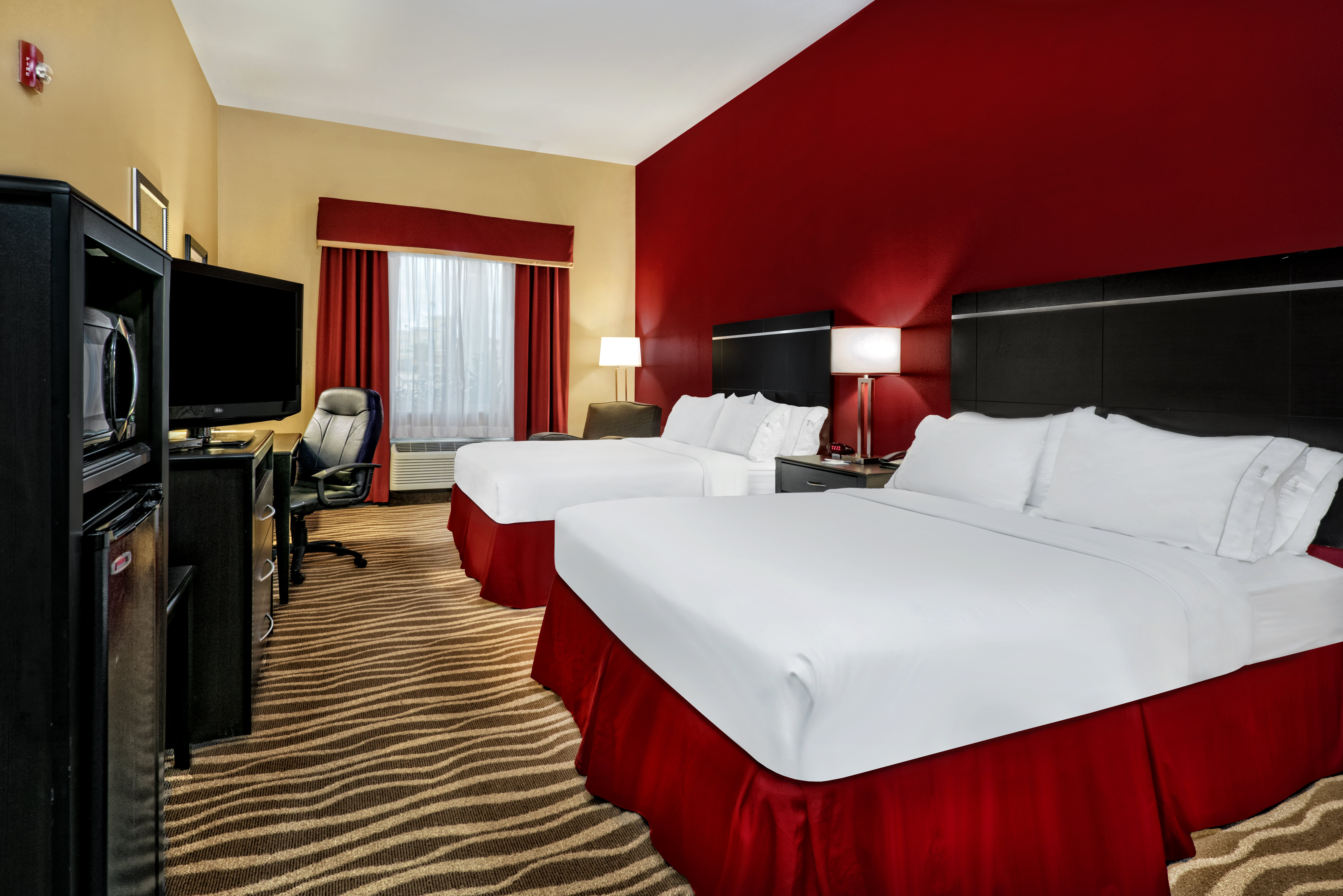 holiday inn express and suites cotulla by ihg