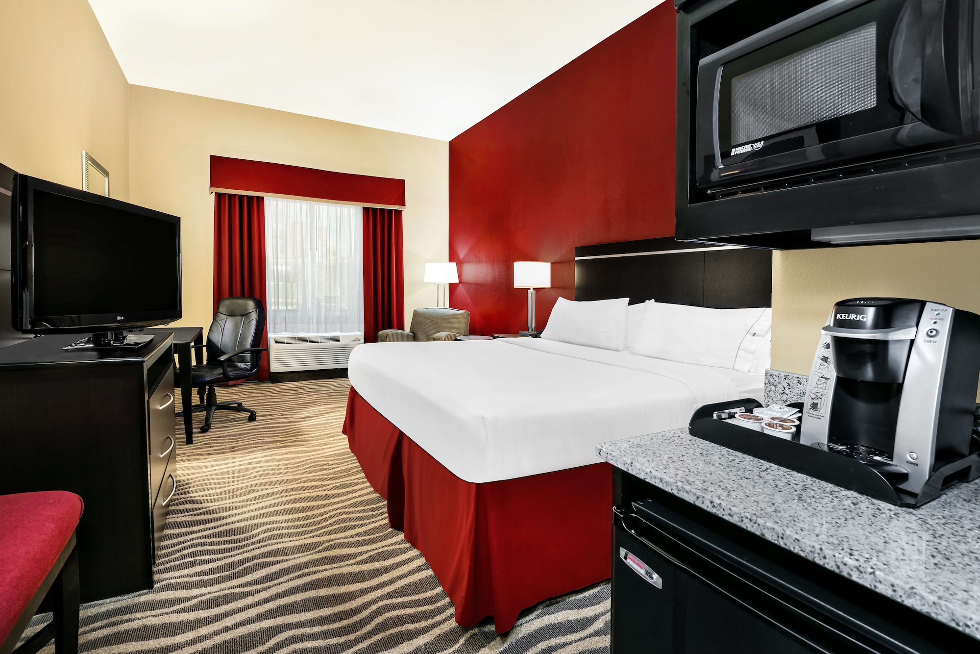 holiday inn express and suites cotulla by ihg