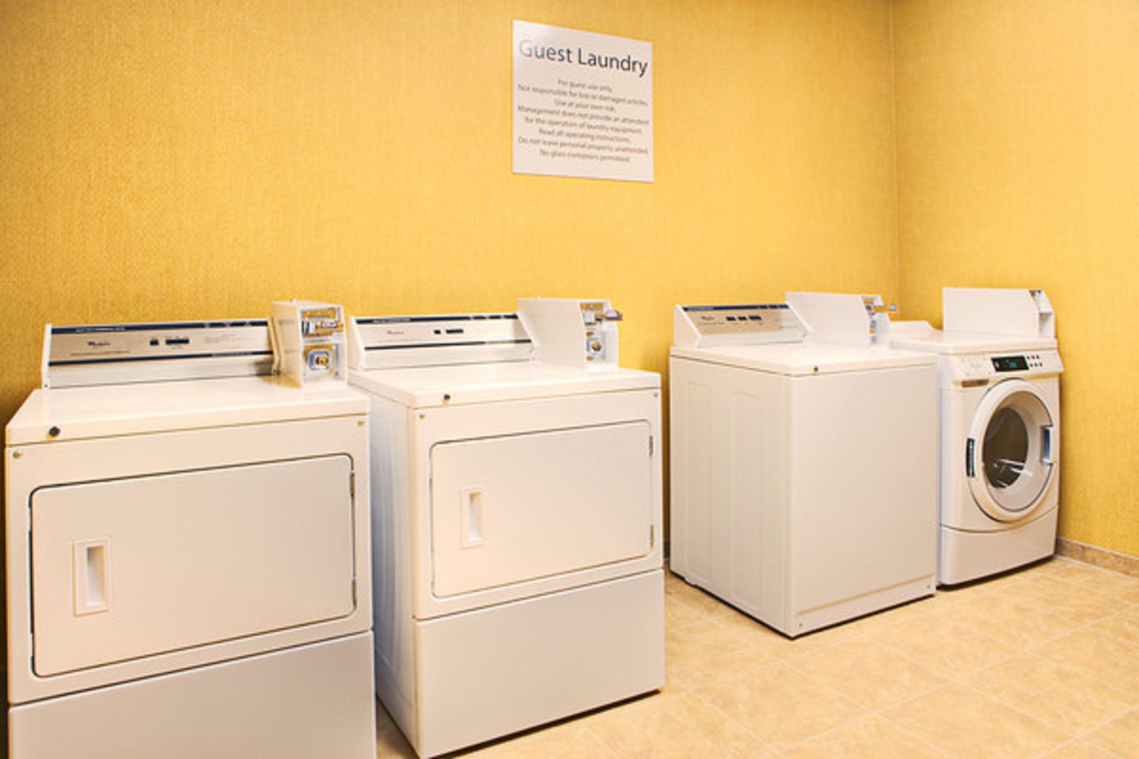 holiday inn express and suites cotulla by ihg