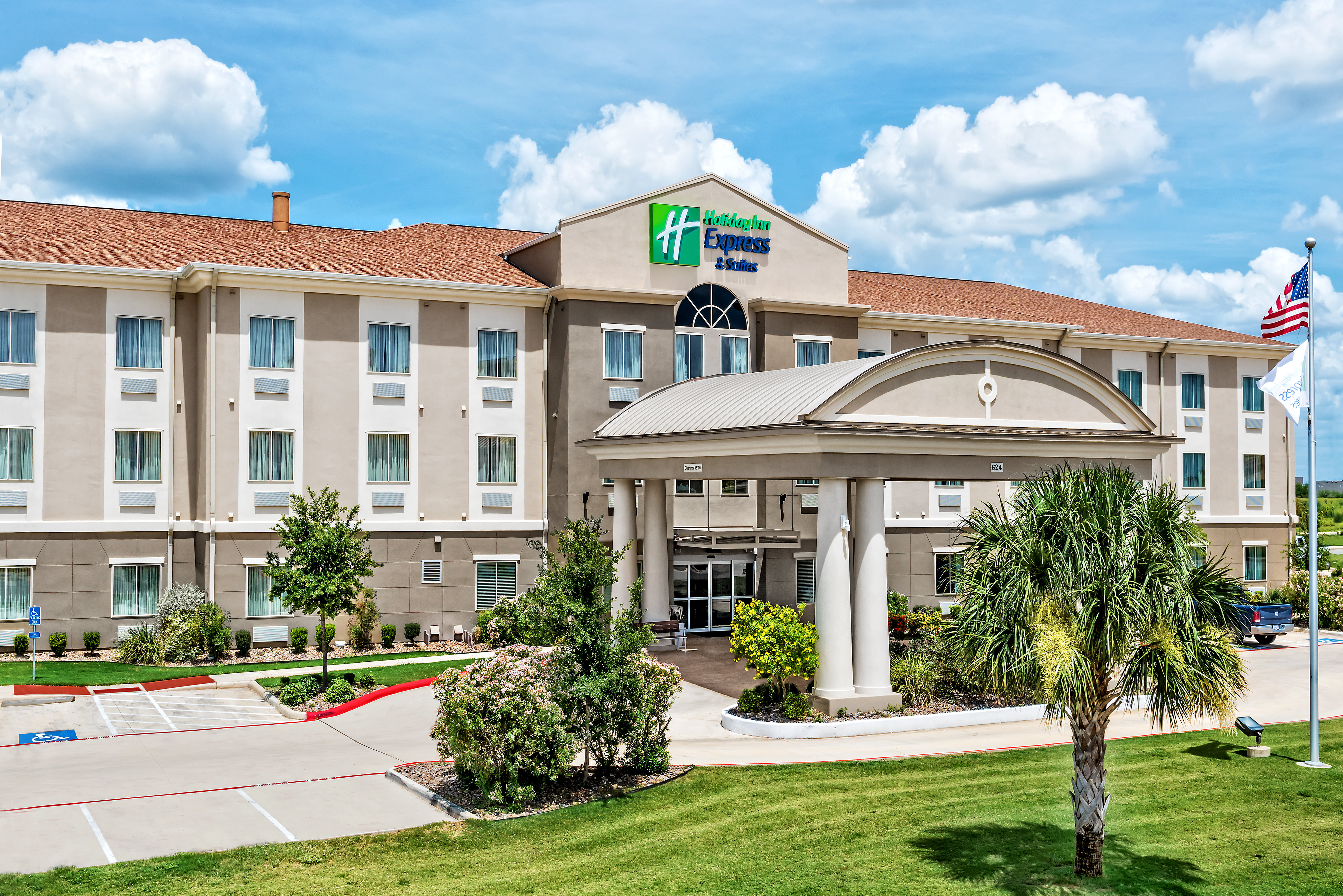 holiday inn express and suites cotulla by ihg