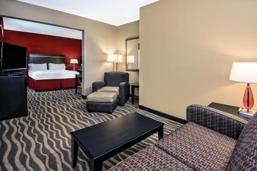 holiday inn express and suites cotulla by ihg
