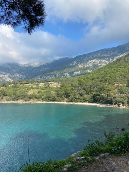 karaoz sapphire bungalows