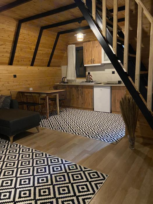 karaoz sapphire bungalows