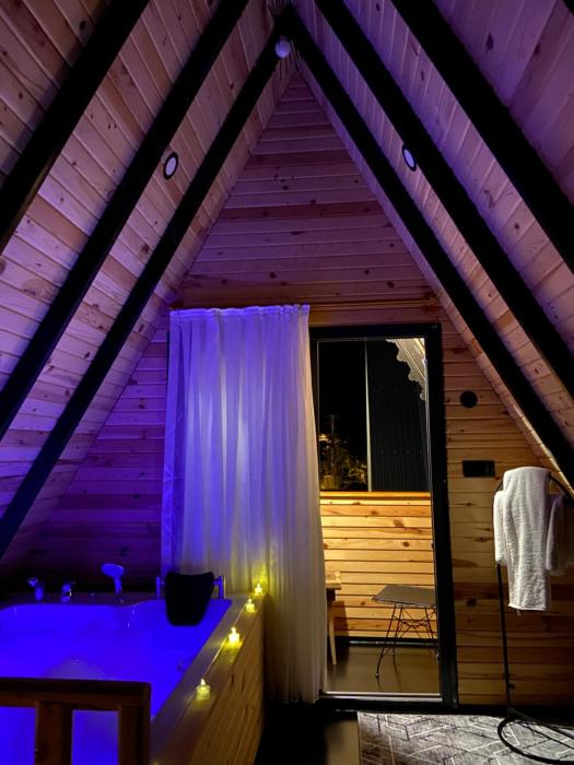 karaoz sapphire bungalows