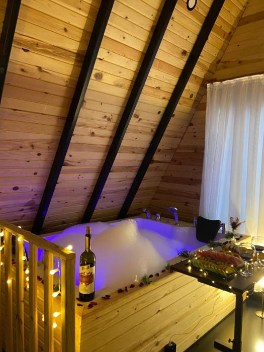 karaoz sapphire bungalows