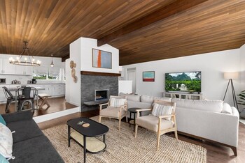 @ Marbella Lane - Seas The Bay Sanctuary,,3 star