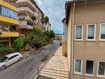 castles light boutique hotel