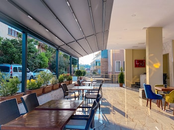 castles light boutique hotel