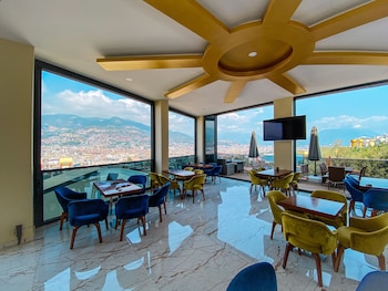 castles light boutique hotel