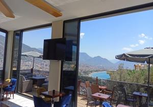 castles light boutique hotel