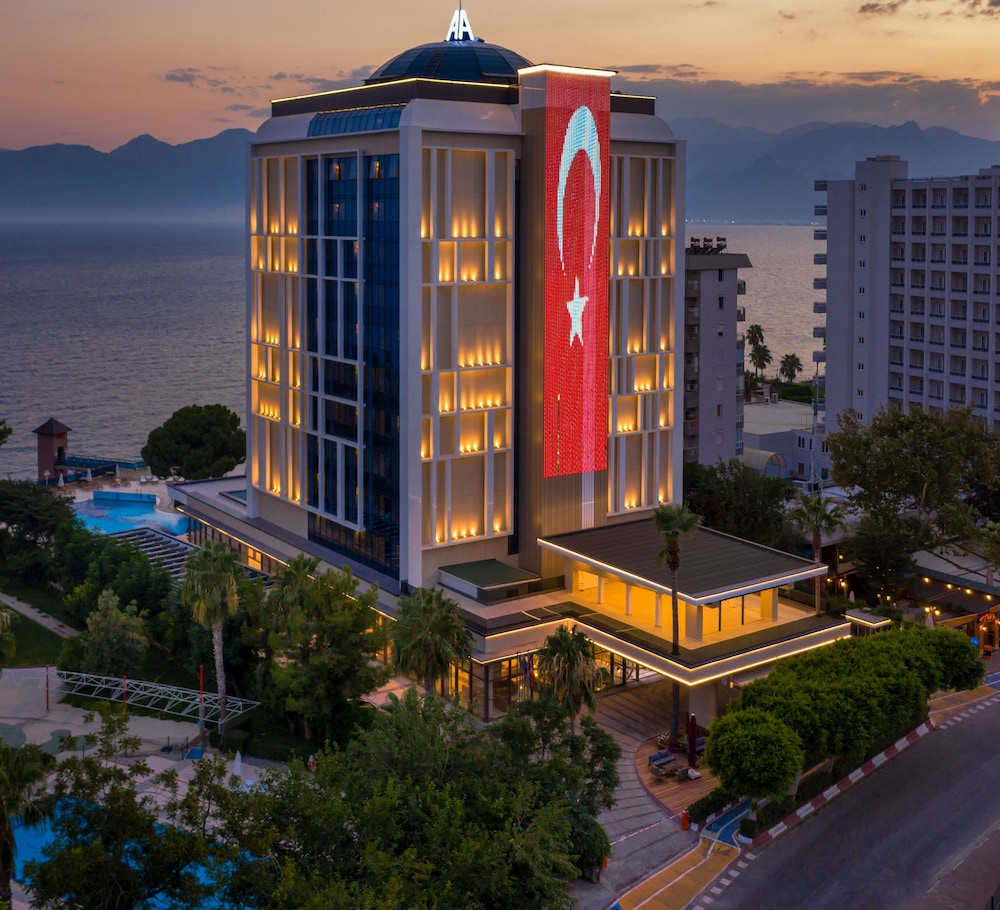 oz hotels antalya resort and spa adult 9