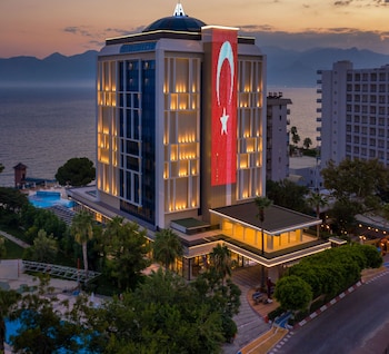 oz hotels antalya resort and spa adult 9