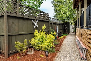 historical john rast house circa 1875