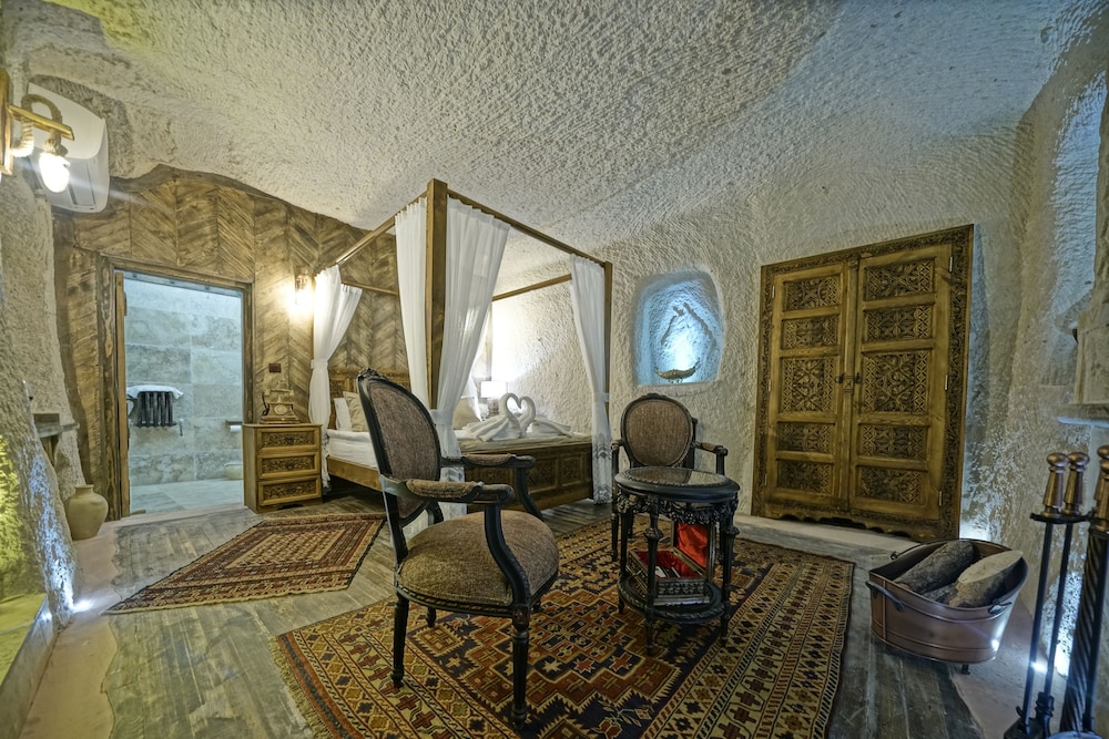 love bells cappadocia