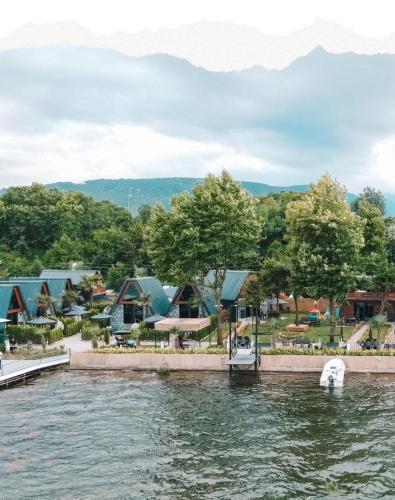 sapanca kiyi bungalovandcafe