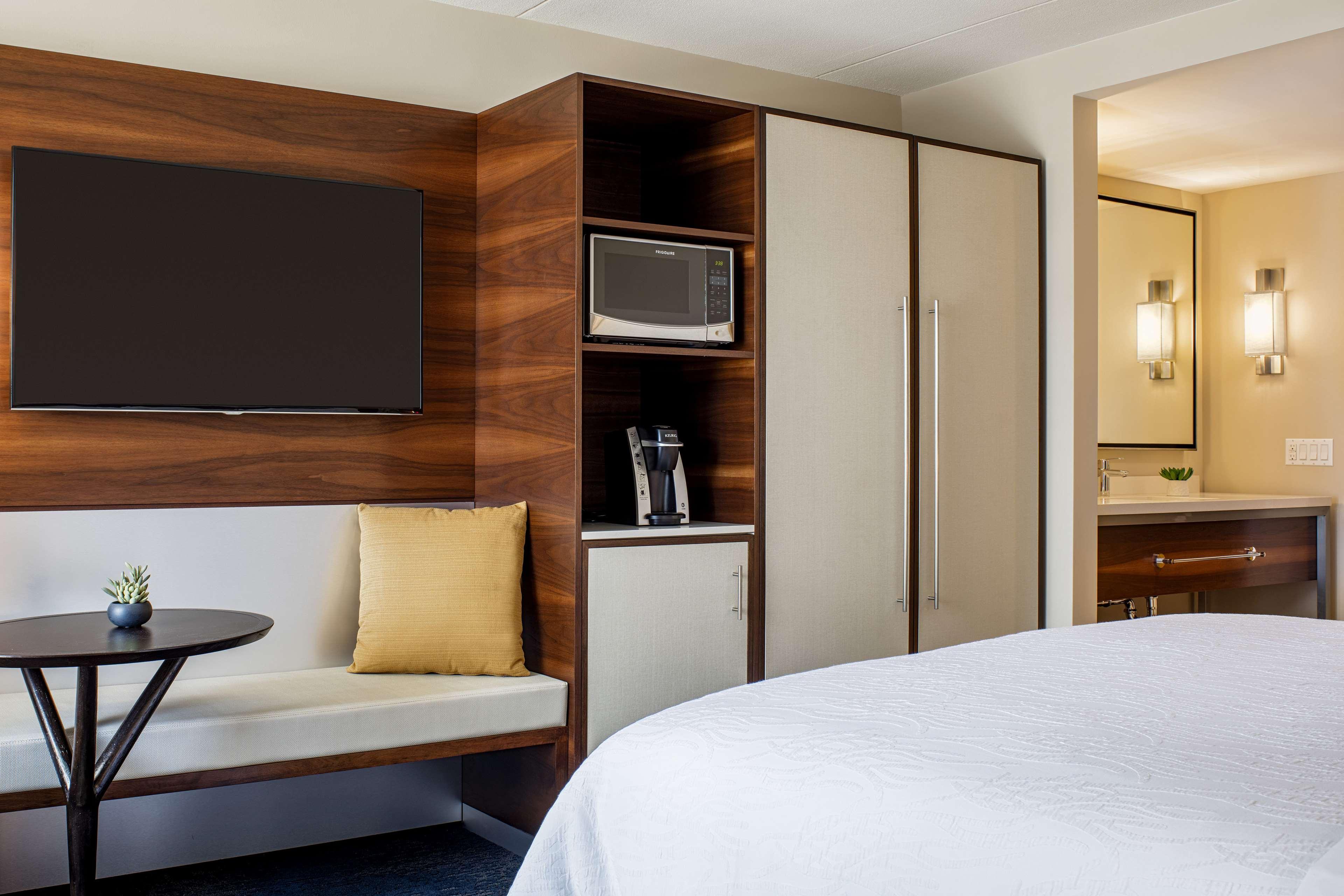 hilton garden inn waikiki beach
