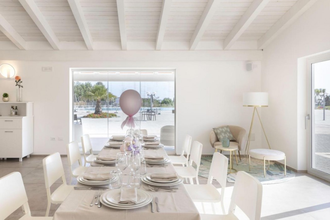 hotel sarena beach