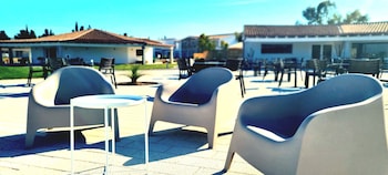hotel sarena beach