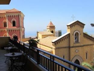 la dolce vita adults only